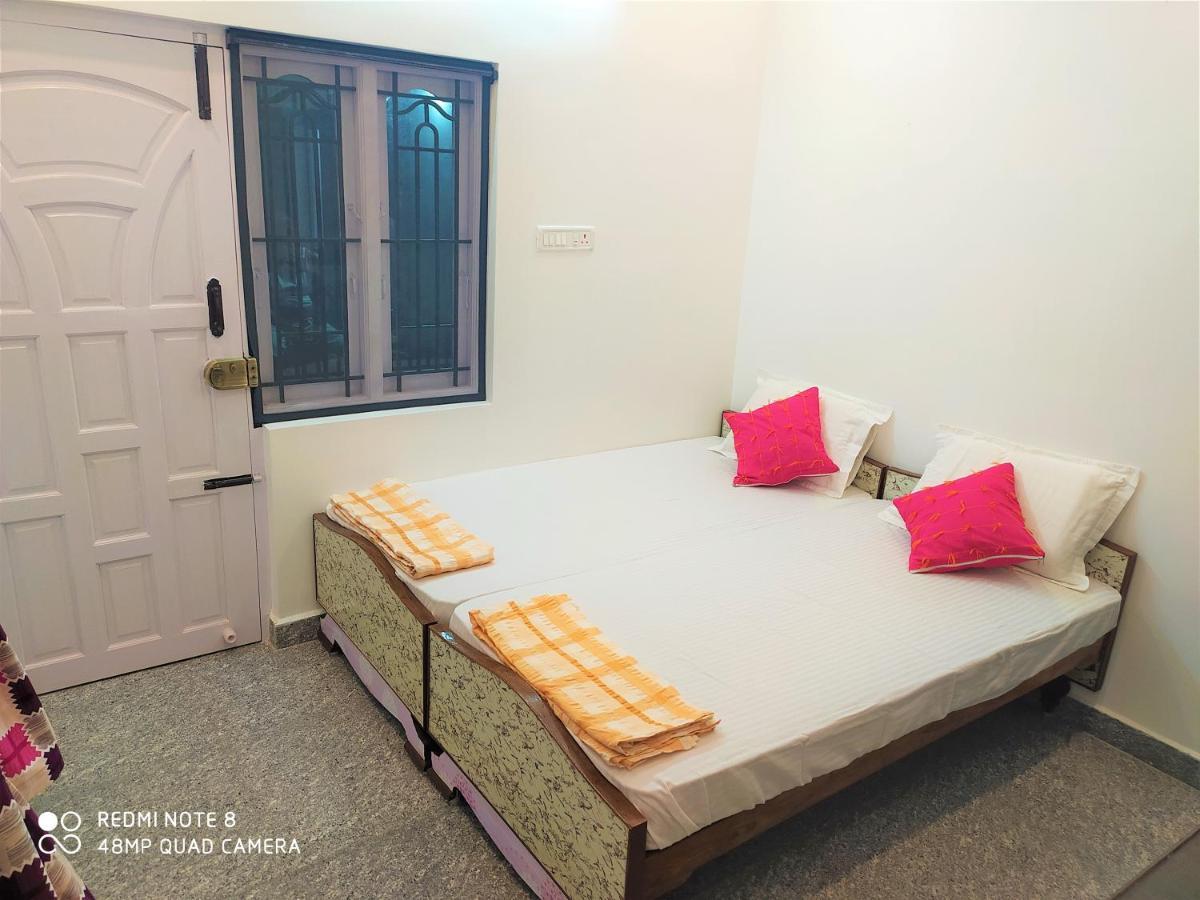 Criston Home Stay Madurai Eksteriør billede
